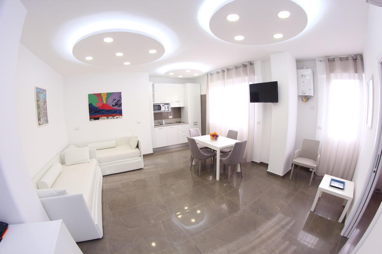 Mondo Suites Apartments Неаполь Екстер'єр фото