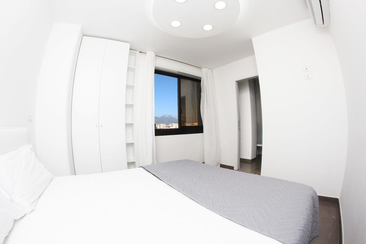 Mondo Suites Apartments Неаполь Екстер'єр фото