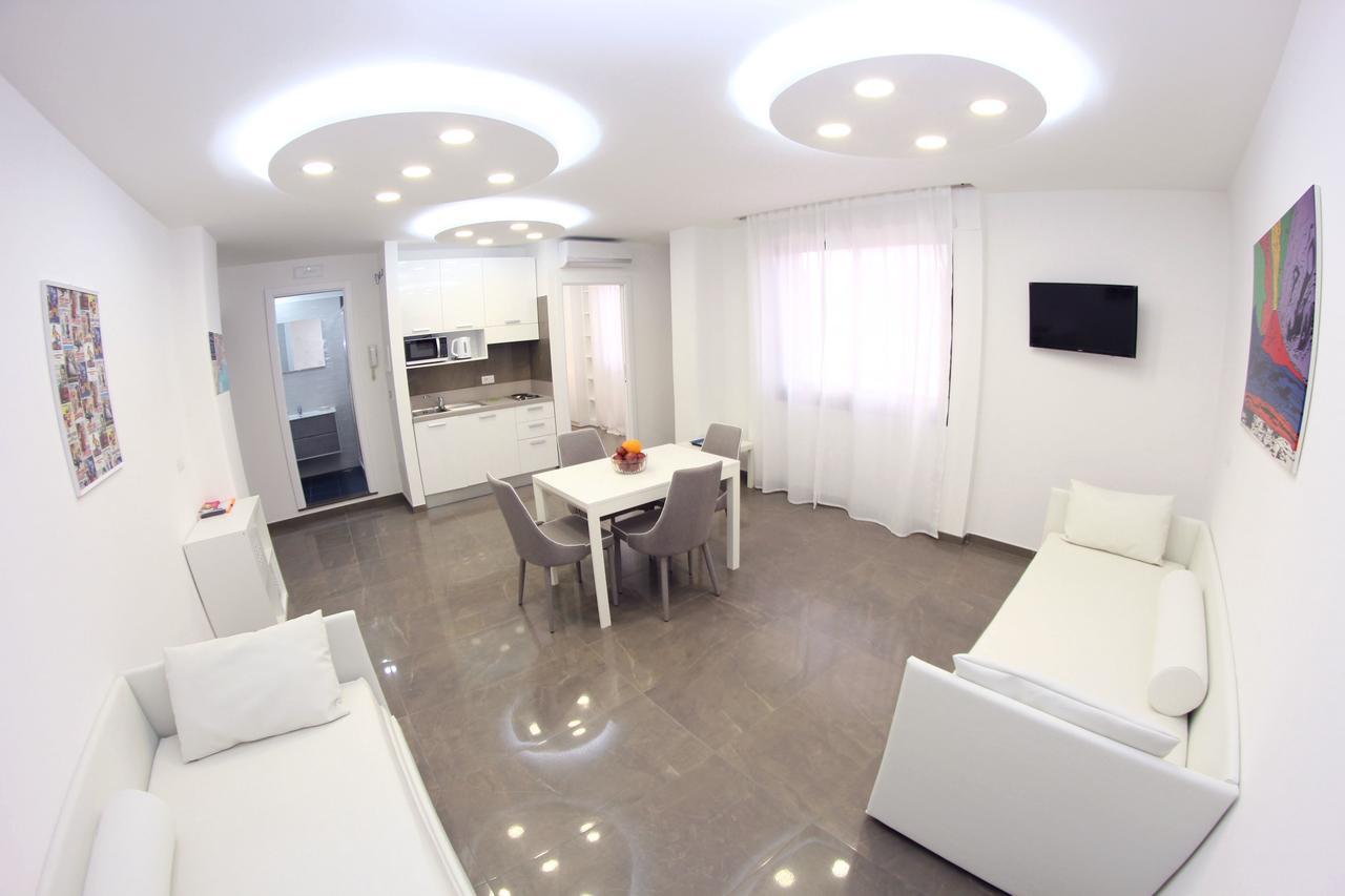 Mondo Suites Apartments Неаполь Екстер'єр фото